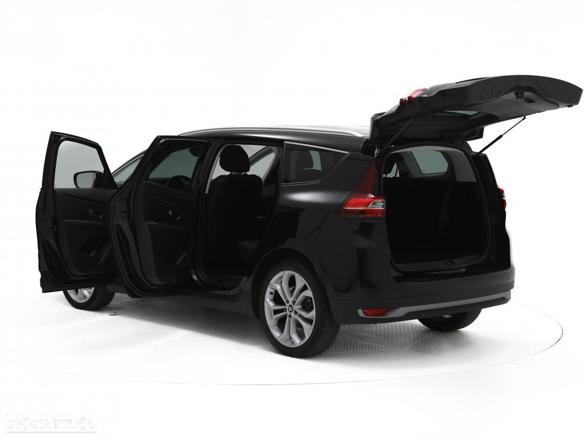 Renault Scénic - 5
