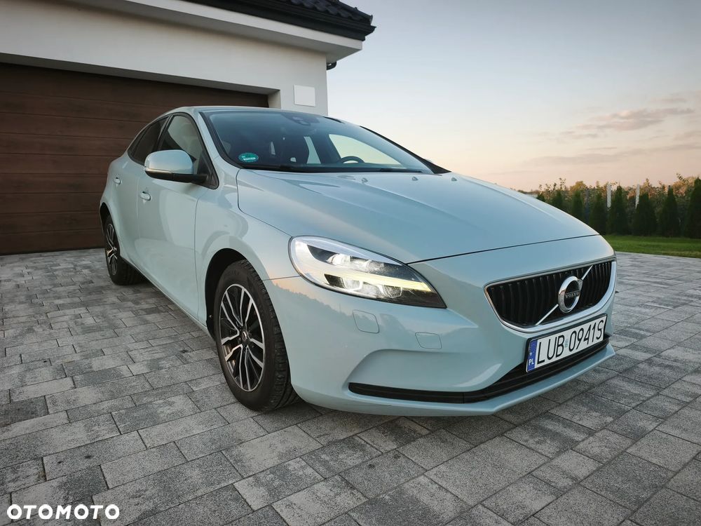Volvo V40 - 2