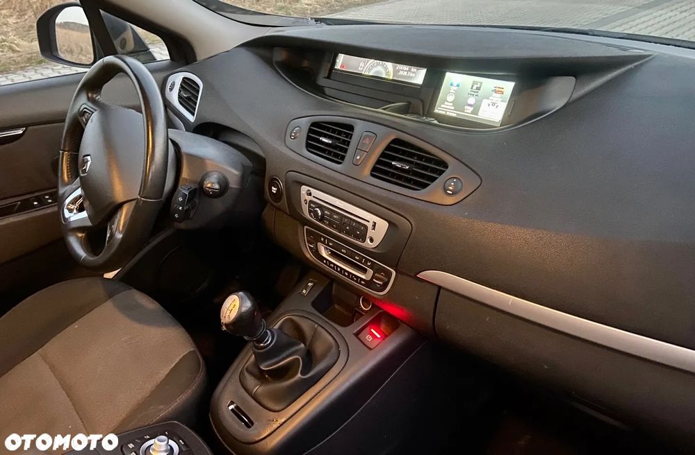 Renault Grand Scenic Gr 1.6 dCi Energy TomTom Edition - 9