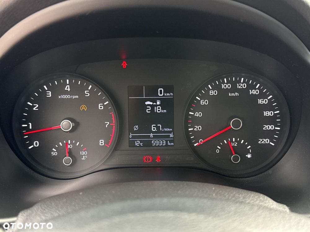 Kia Rio 1.4 L - 13