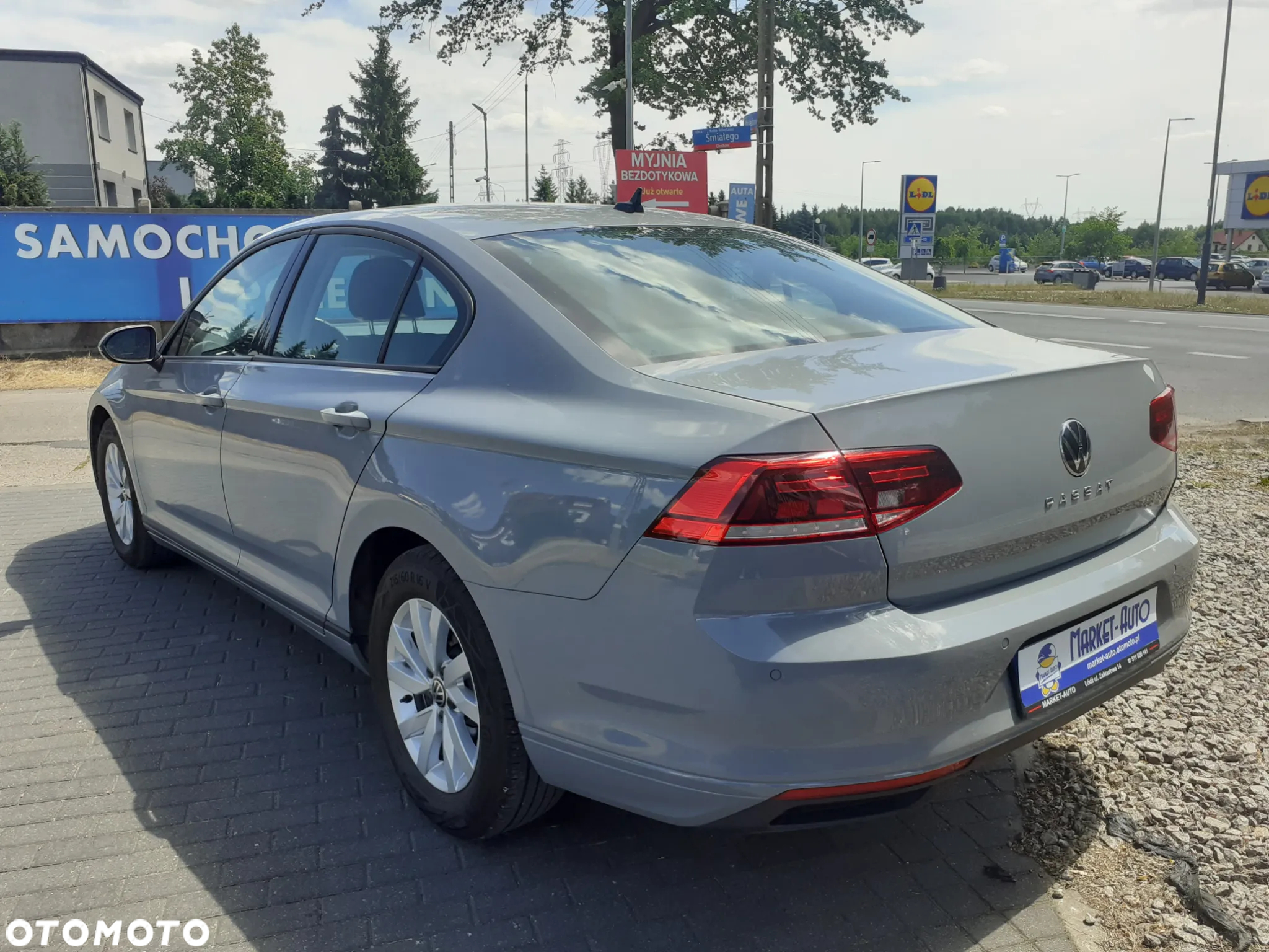 Volkswagen Passat - 3