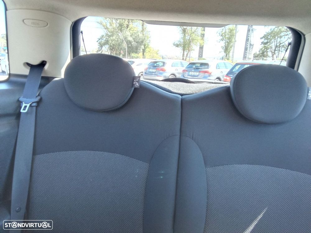 MINI 3 Portas One 1.6 - 19