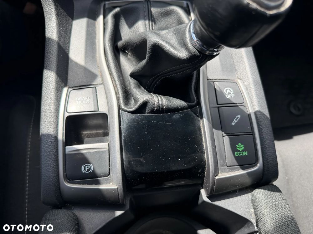 Honda Civic 1.5 T Sport Plus - 11
