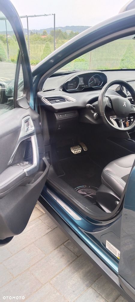 Peugeot 2008 PureTech 110 Stop&Start EAT6 Crossway - 13