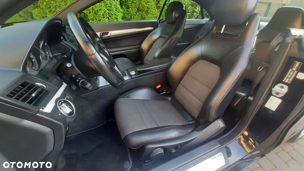 Mercedes-Benz Klasa E 200 BlueEFFICIENCY 7G-TRONIC Avantgarde - 27