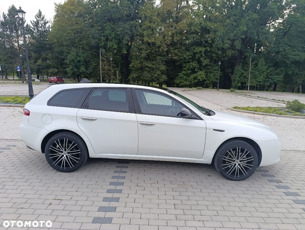 Alfa Romeo 159 - 6