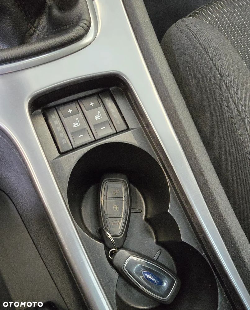 Ford Mondeo 1.6 T Titanium - 26
