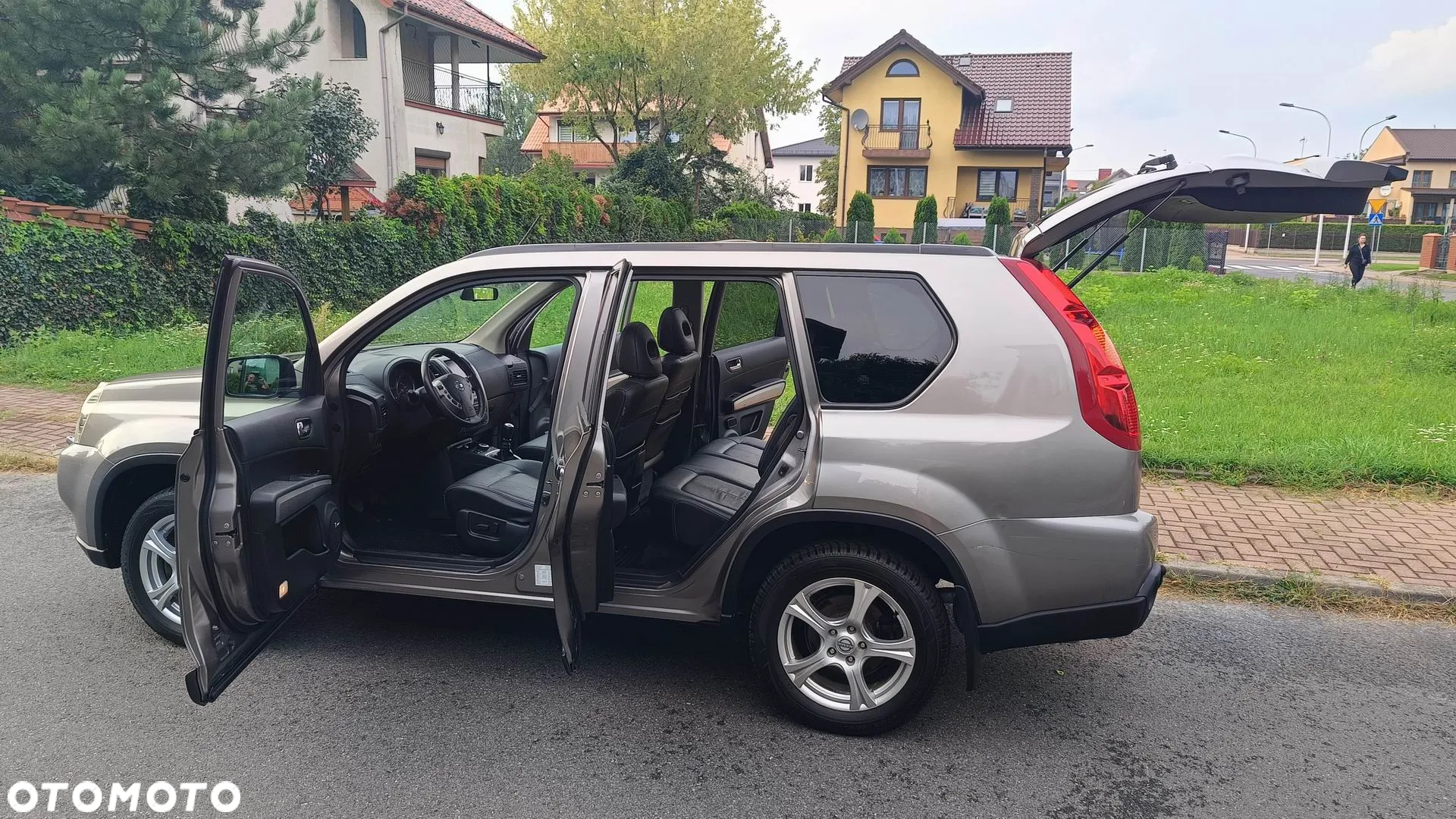 Nissan X-Trail 2.0 dCi 4x4 DPF Platinum - 12