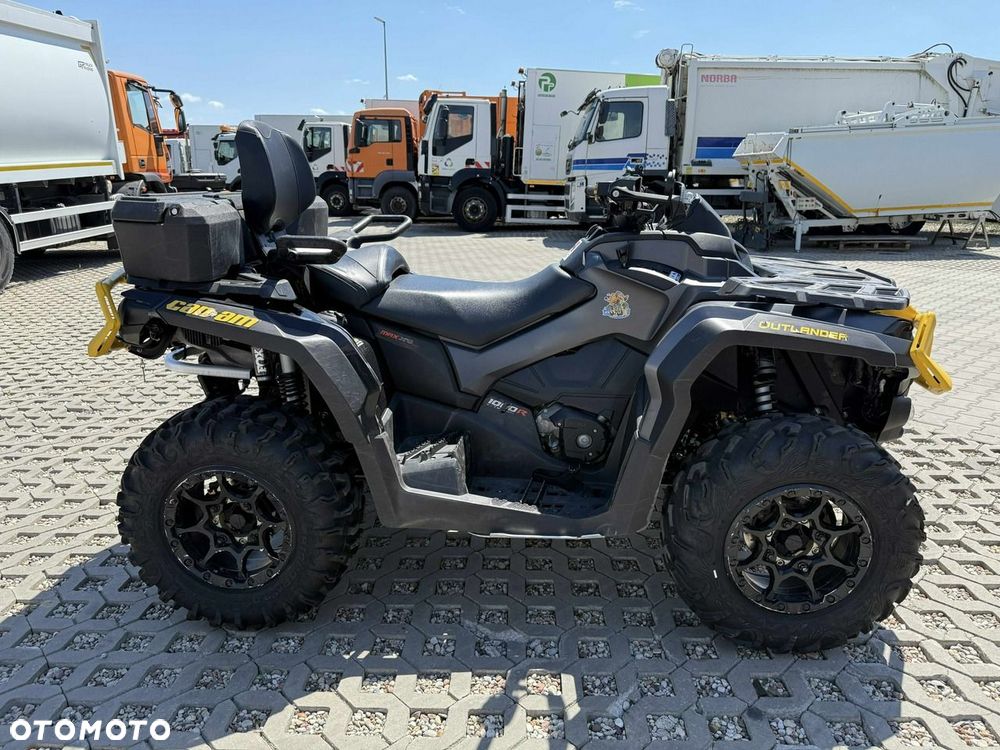 Can-Am Outlander Max - 8