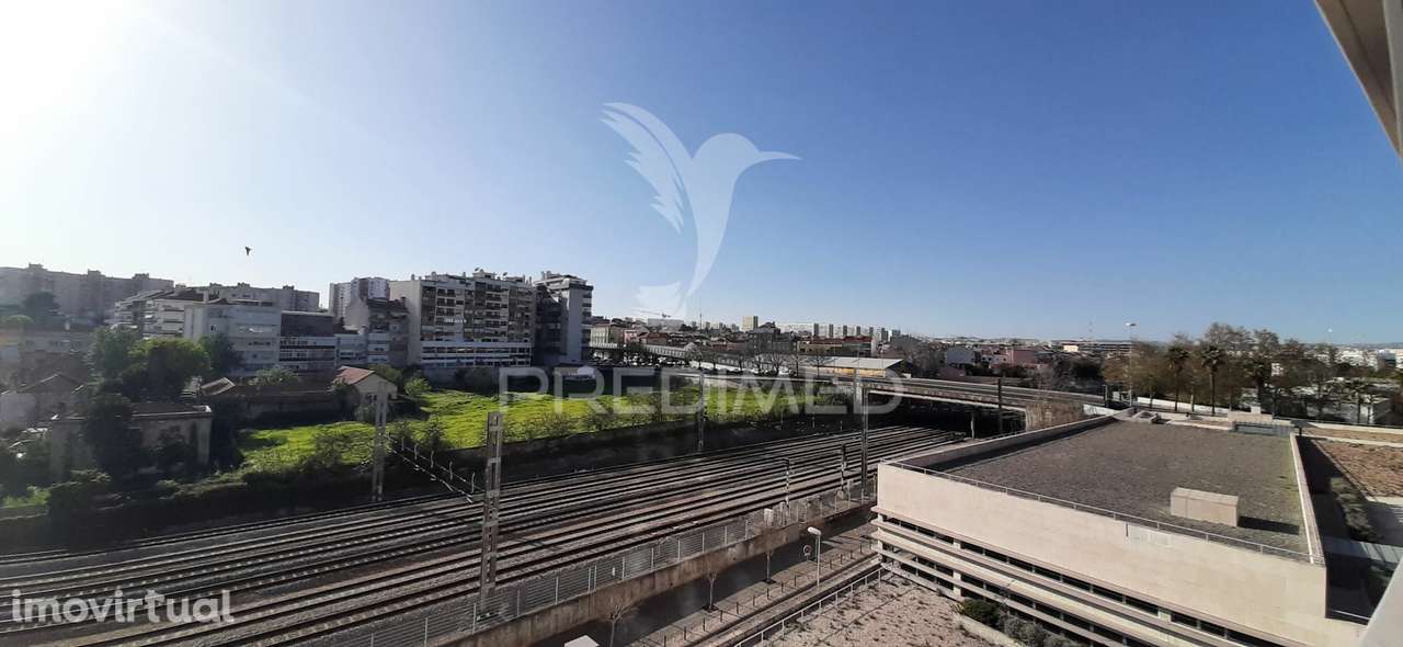 Escritório com vista rio e 2 estacionamentos - Lisboa - Grande imagem: 4/17