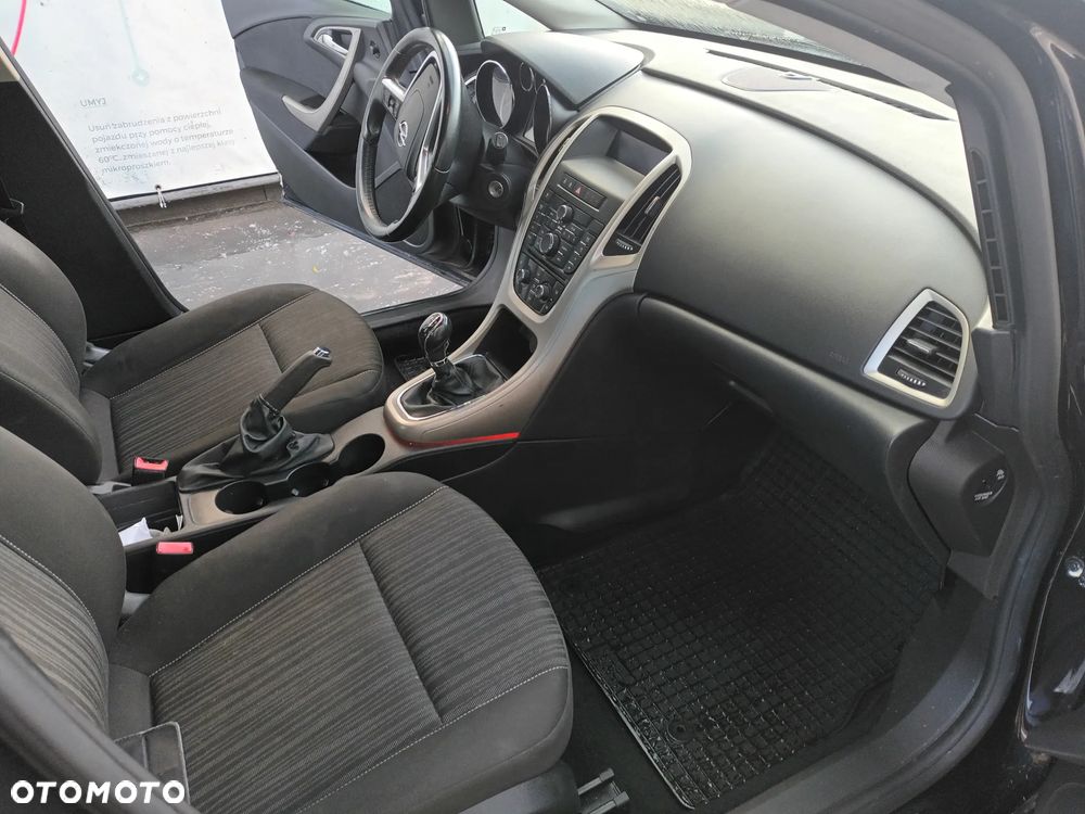 Opel Astra - 8