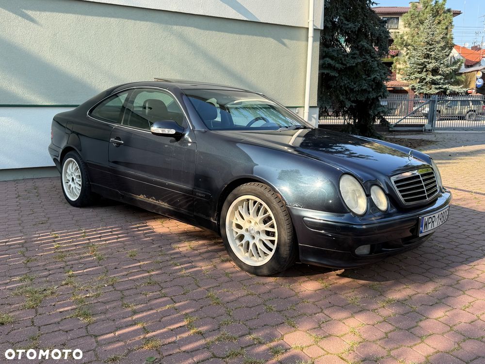 Mercedes-Benz CLK 320 - 5