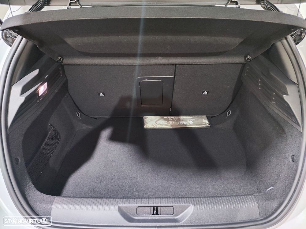 Peugeot 308 1.5 BlueHDi Allure EAT8 - 34