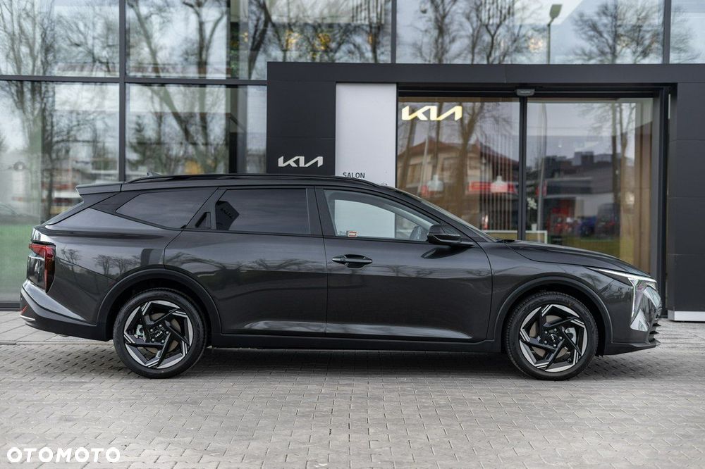 Kia K4 - 6