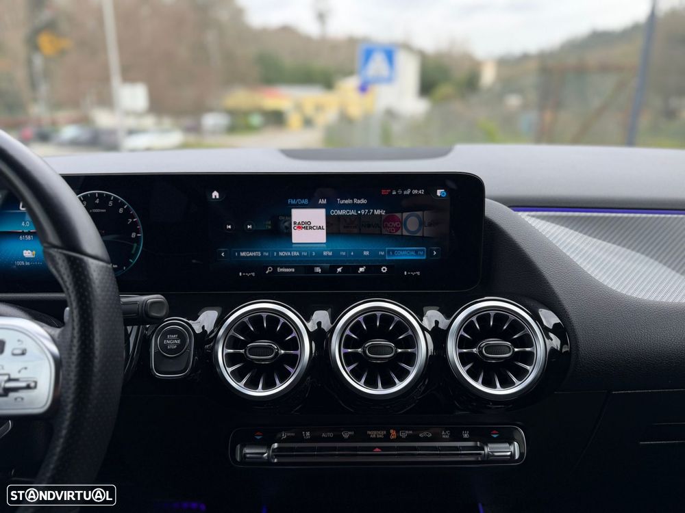 Mercedes-Benz GLA 250 e AMG Line - 28