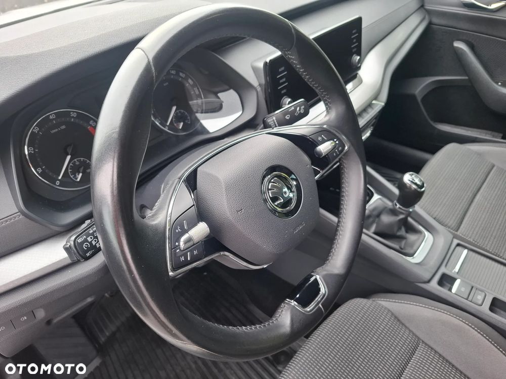 Skoda Octavia 1.0 TSI Ambition - 38