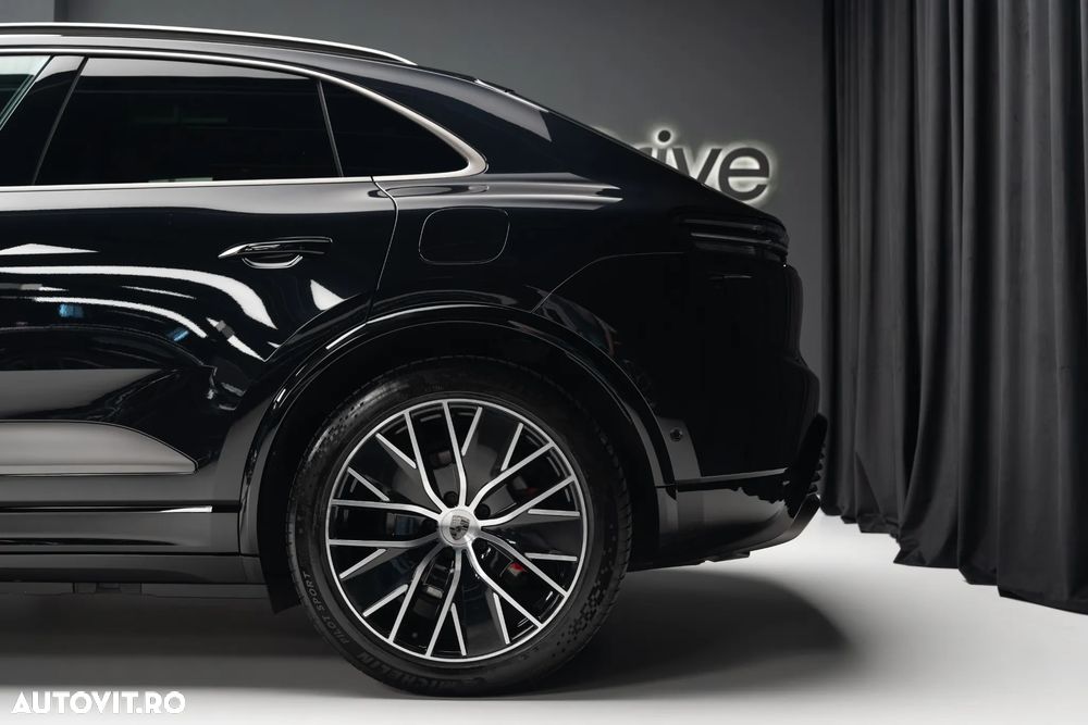 Porsche Macan Turbo 100 kWh - 9