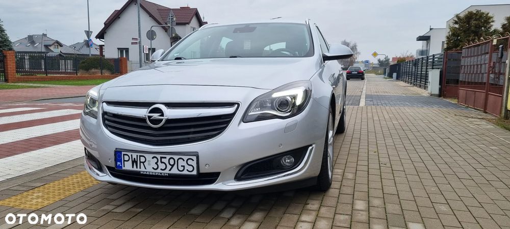 Opel Insignia 2.0 CDTI 4x4 ecoFLEX Start/Stop Innovation - 2