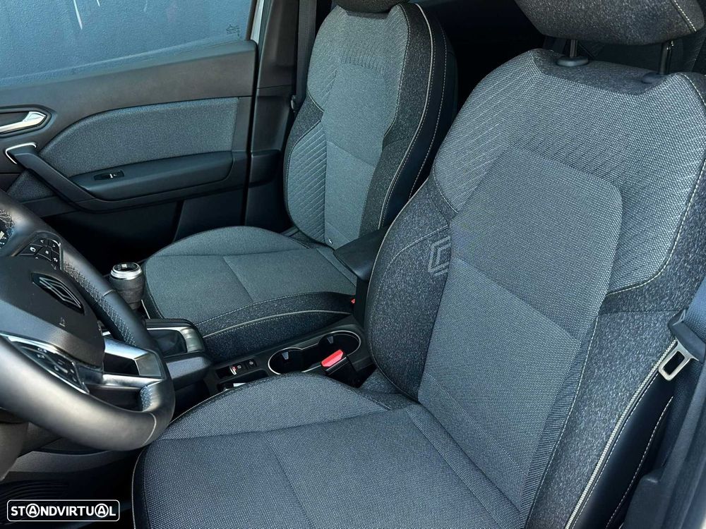 Renault Captur 1.0 TCe Techno Bi-Fuel - 15
