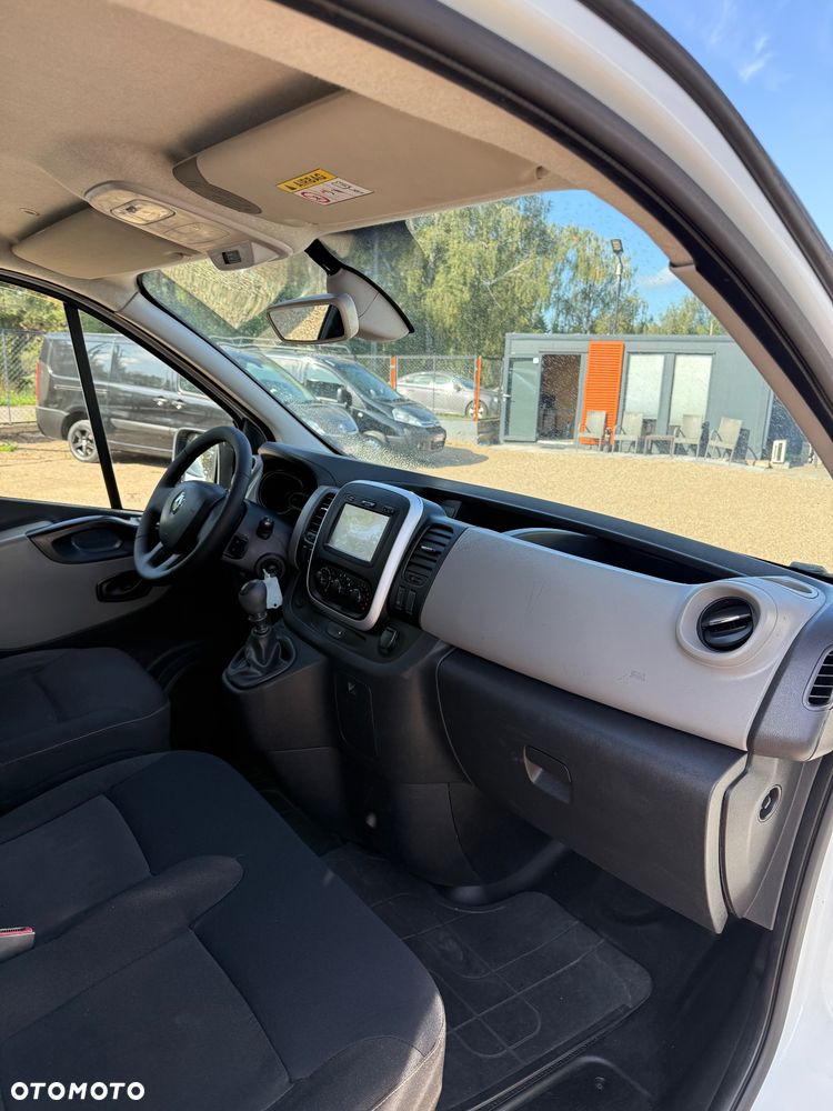 Renault Trafic - 21