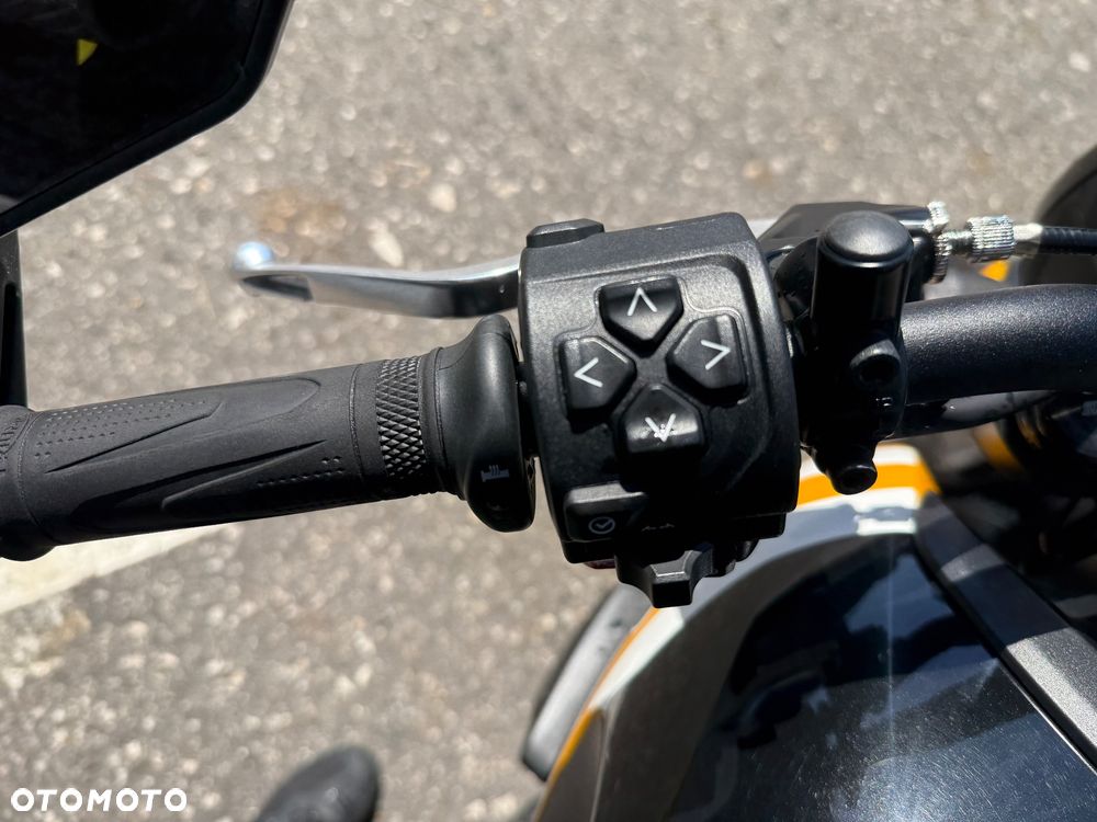Triumph Trident - 11