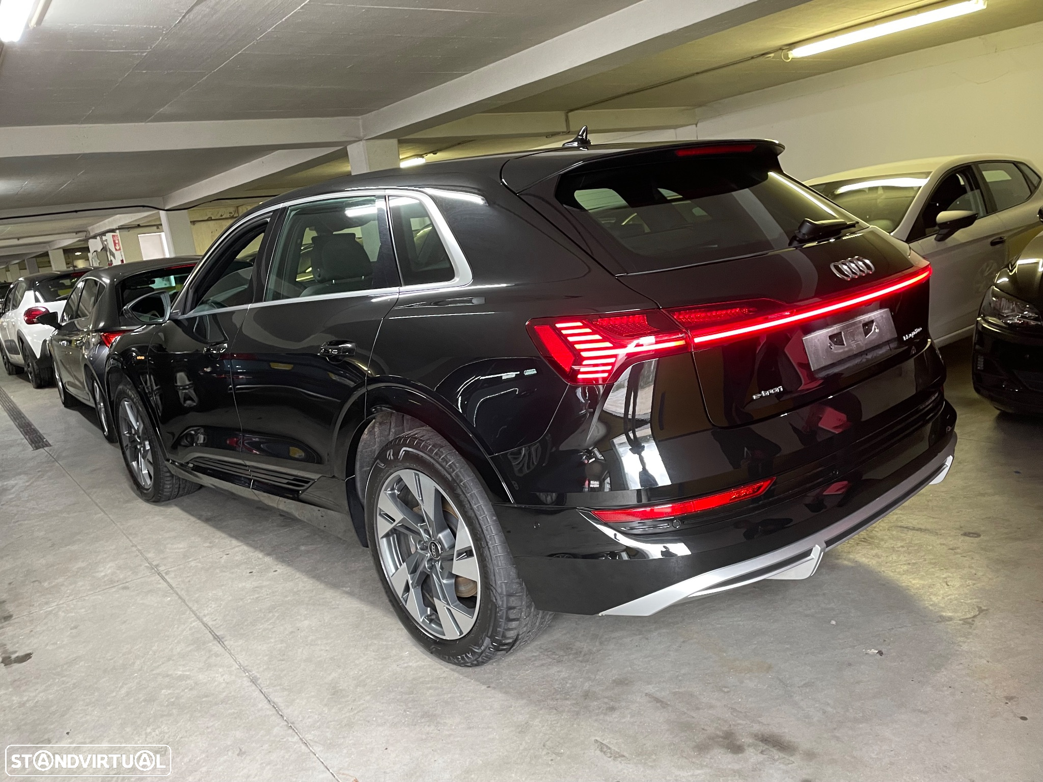 Audi e-tron 55 quattro S line - 25