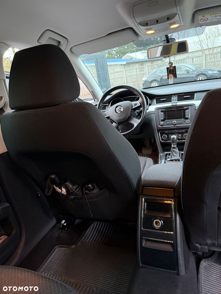 Skoda Superb 2.0 TDI 4x4 Elegance DSG - 11