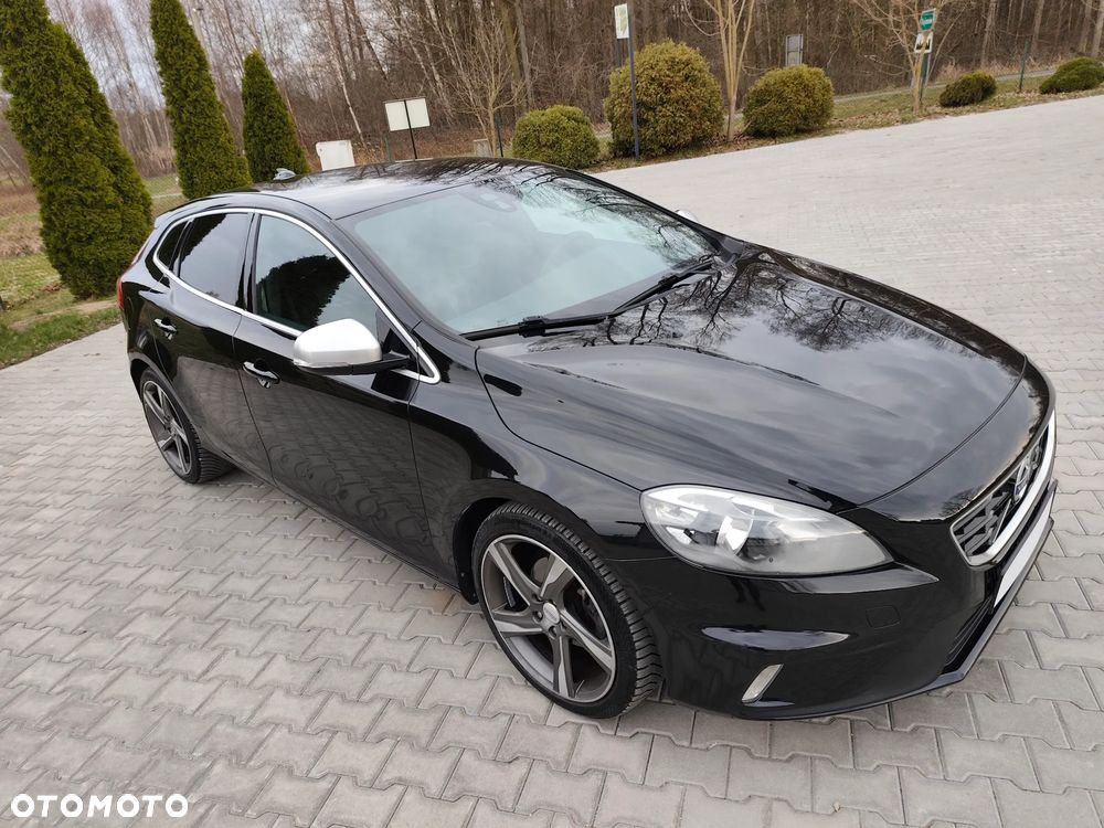 Volvo V40 D2 R Design - 13