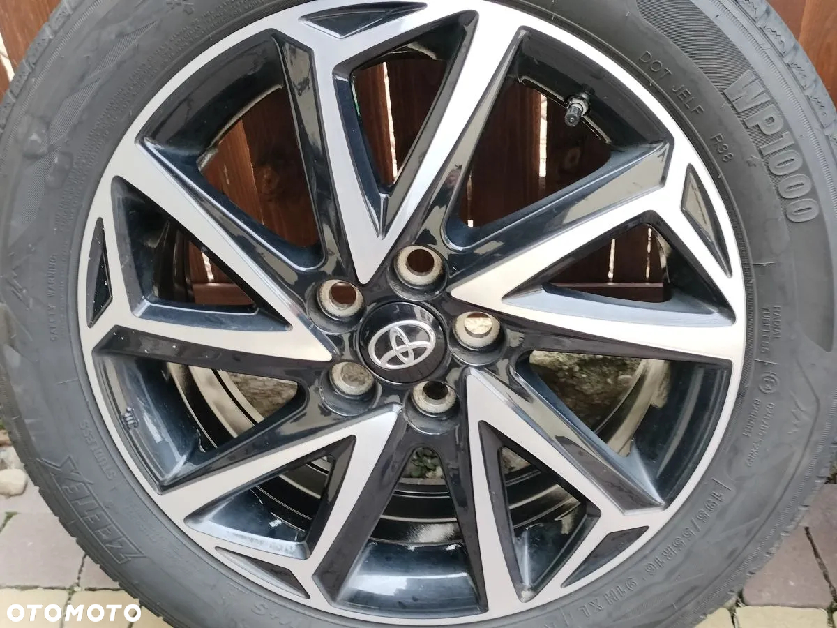 TOYOTA YARIS od 2019r Koło z Opona Zimowa 195/55 R16 - 2