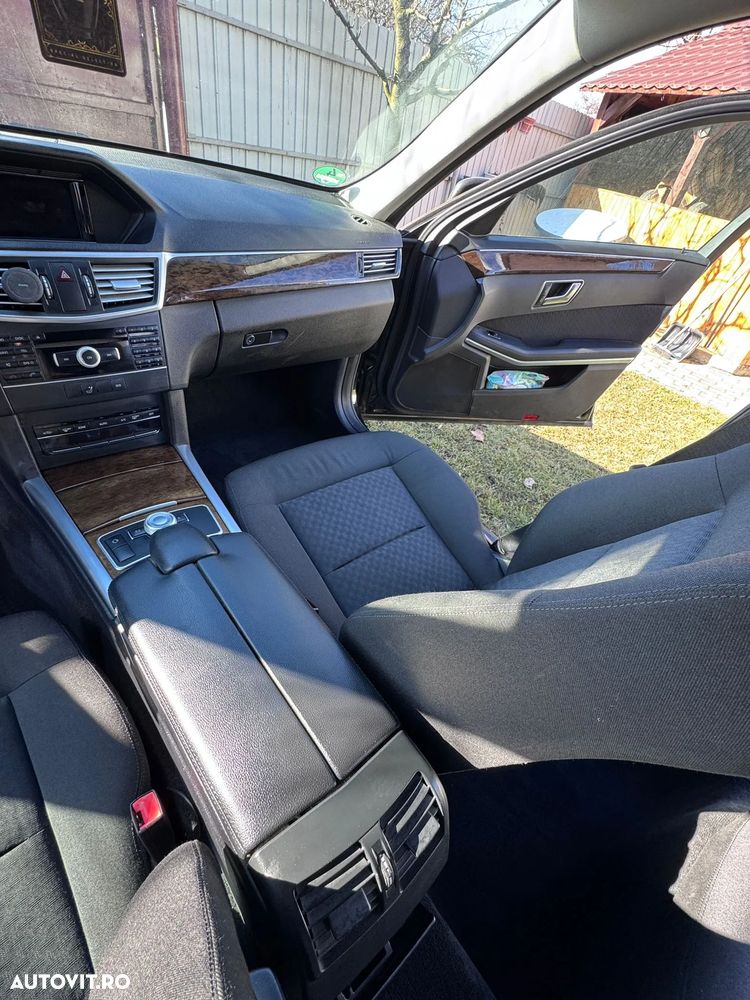 Mercedes-Benz E 220 CDI 7G-TRONIC - 2