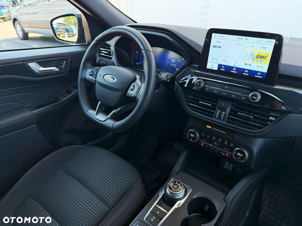 Ford Kuga 2.5 FHEV FWD ST-Line - 29