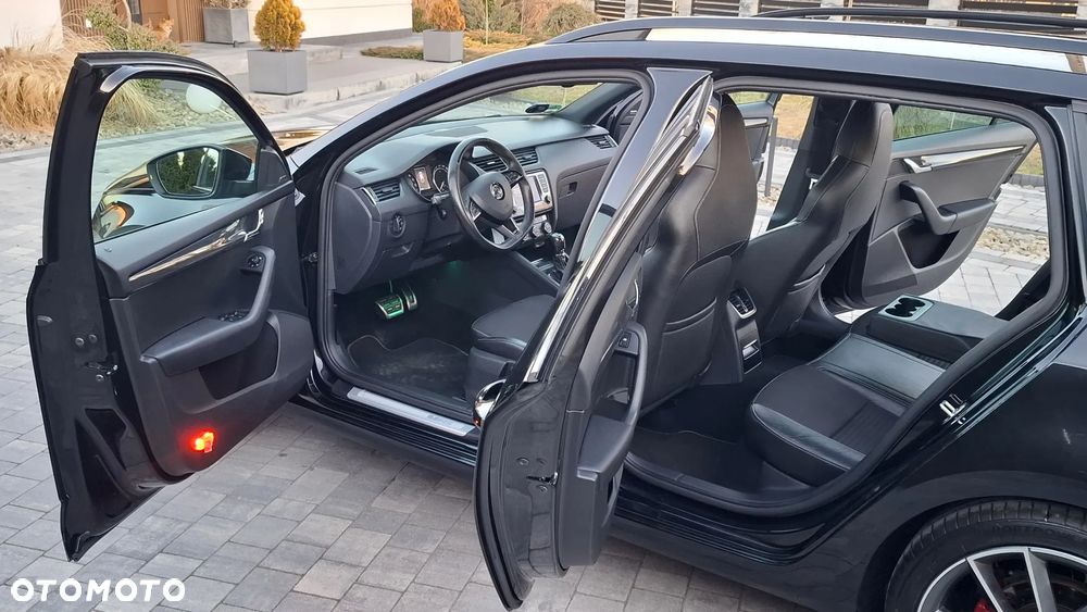 Skoda Octavia 2.0 TDI (Green tec) DSG RS - 16