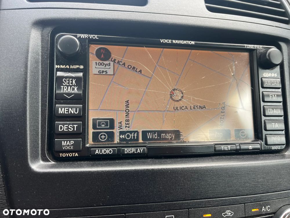 Toyota Avensis 2.0 D-4D Sol+NAVI - 23