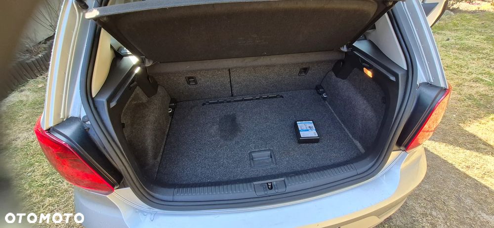 Volkswagen Polo 1.4 TDI (Blue Motion Technology) Comfortline - 19