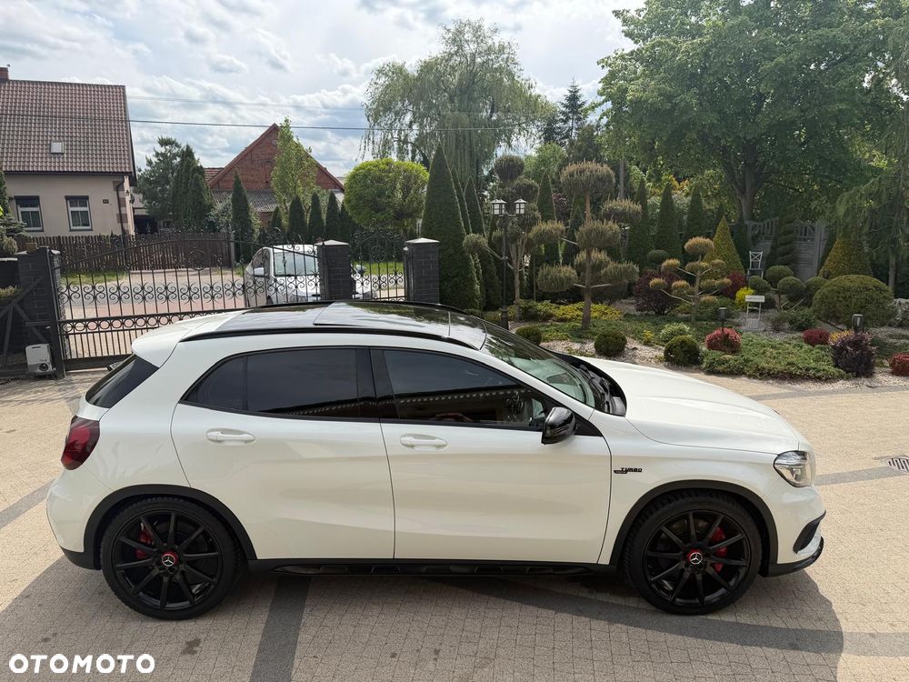 Mercedes-Benz GLA 45 AMG 4Matic 7G-DCT - 9