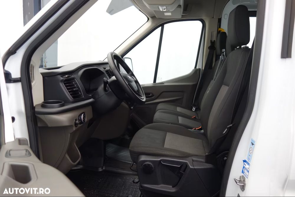 Ford Transit L3H3 2.0TDCI  6 Locuri Tractiune integrala 4 x 4 - 8