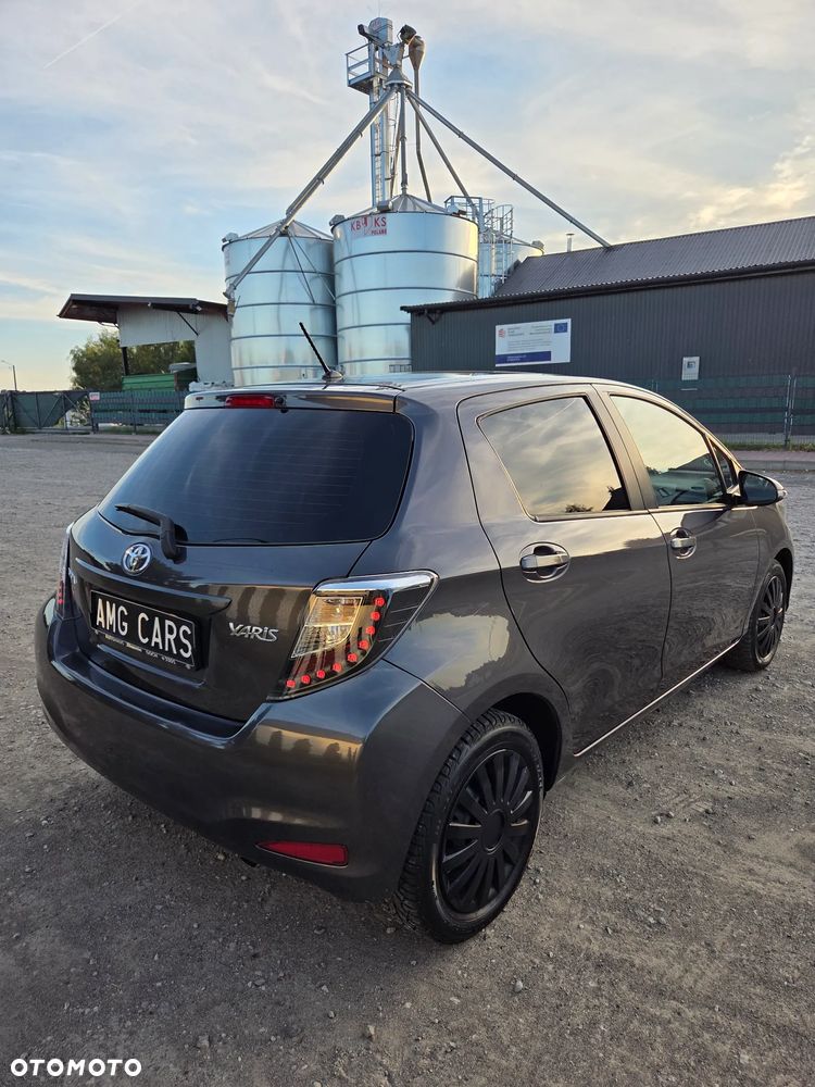 Toyota Yaris 1.0 VVT-i Style - 24