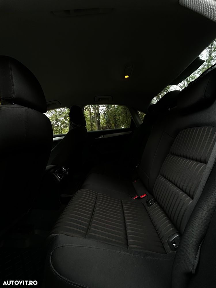 Audi A4 Avant 2.0 TDI Multitronic - 11