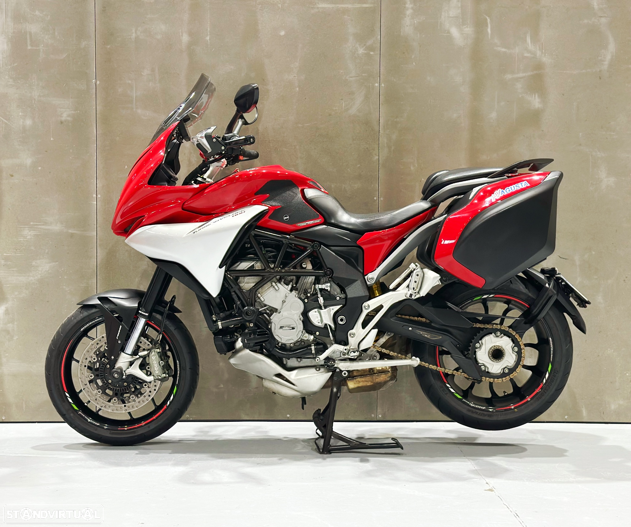 MV Agusta Turismo Veloce 800 - 2