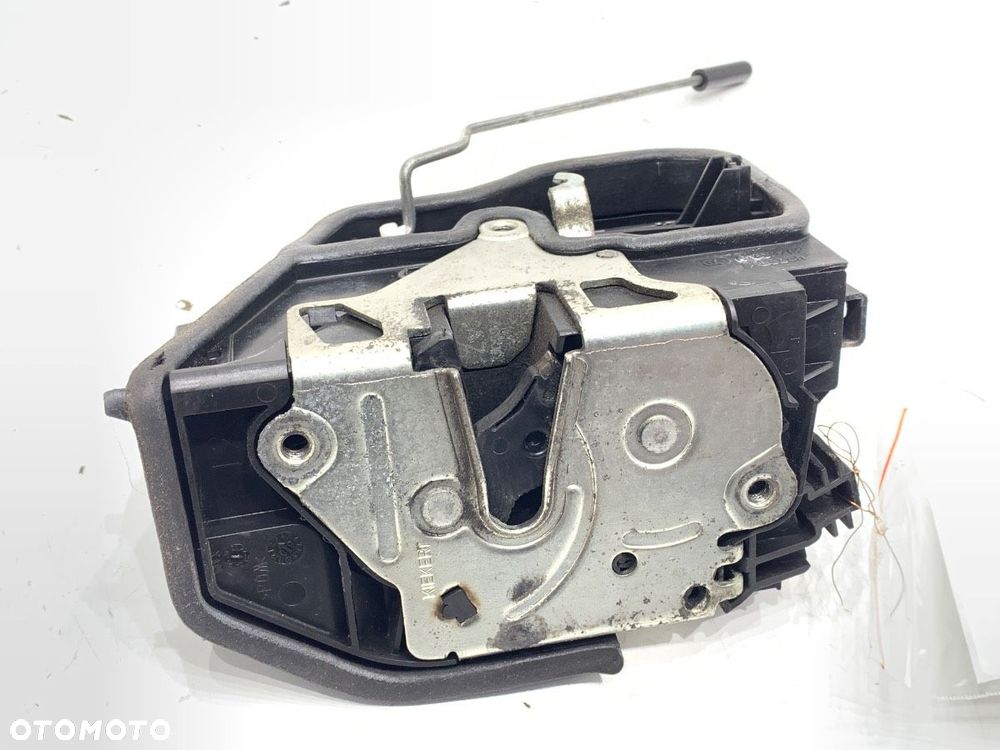 ZAMEK DRZWI LEWY PRZÓD  BMW 3 coupe (E92) 2005 - 2013 330 d xDrive 180 kW [245 KM] olej napędowy - 1