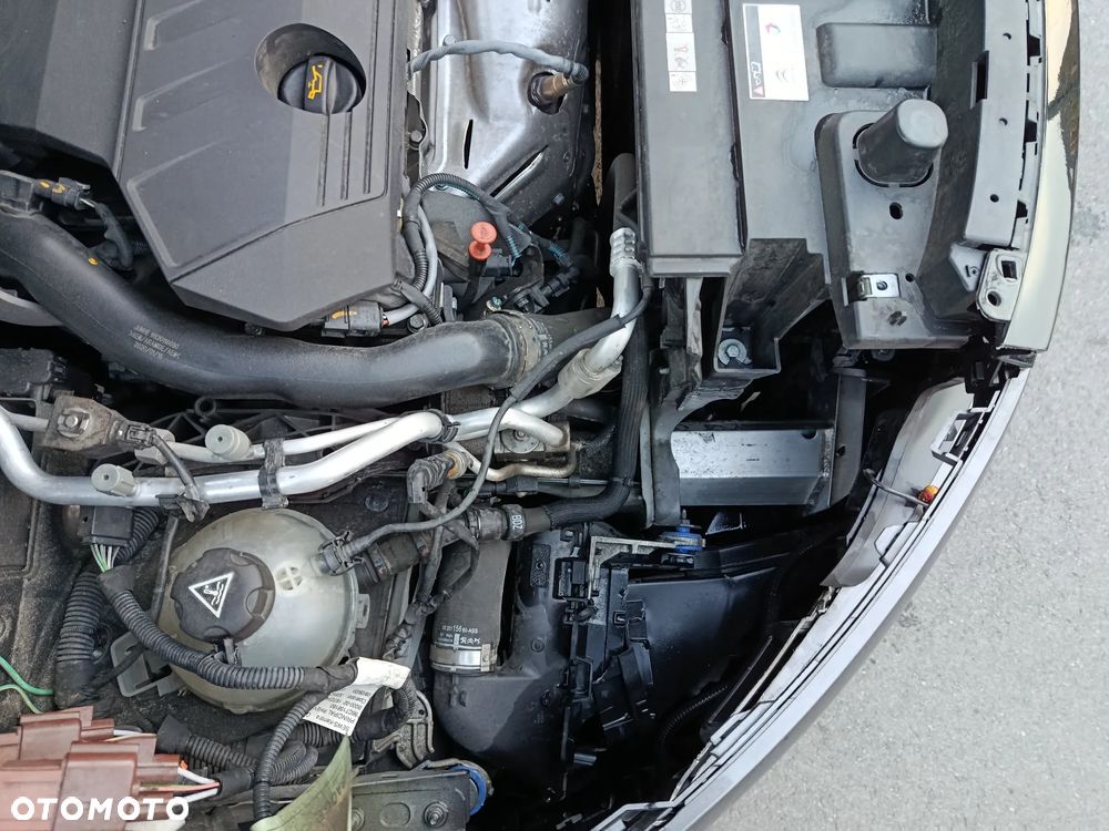 Citroën C5 Aircross 1.6 PHEV Shine EAT8 - 29