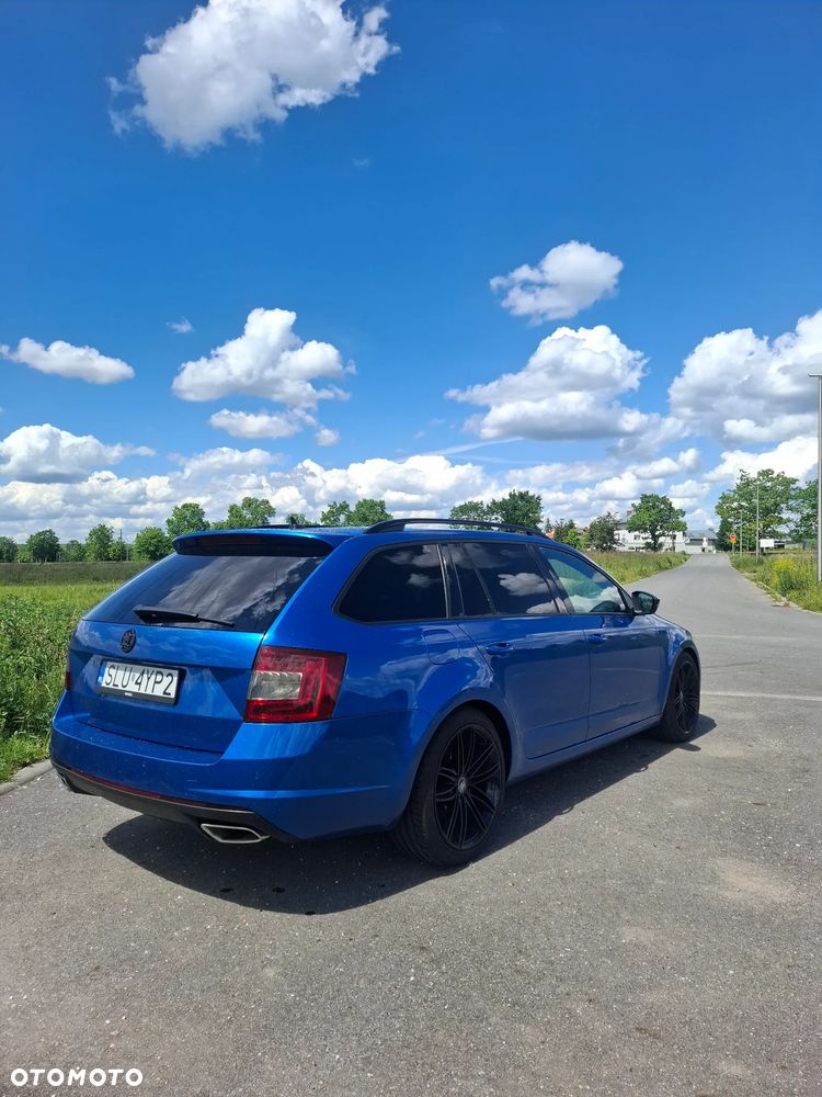 Skoda Octavia 2.0 TDI RS DSG - 4