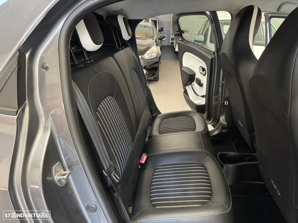 Renault Twingo TCE 90 INTENS - 22