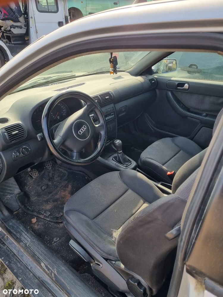 Audi a3 8l lift 1.9 tdi ATD 101km skrzynia EUH lakier LY7W na części - 8