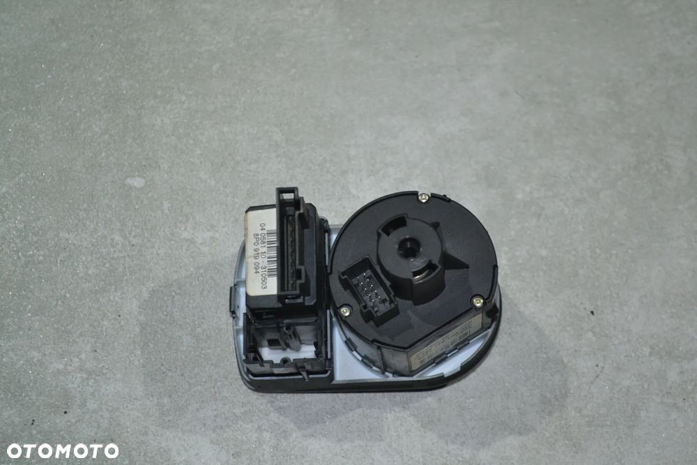 AUDI A3 8P 04-12 WŁĄCZNIK PRZEŁĄCZNIK ŚWIATEŁ 8P1941531C ORYGINAŁ - 2