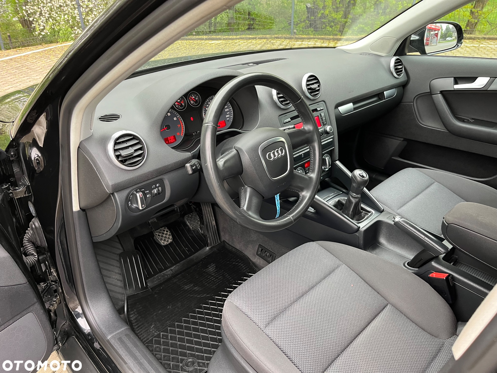 Audi A3 1.6 Attraction - 7