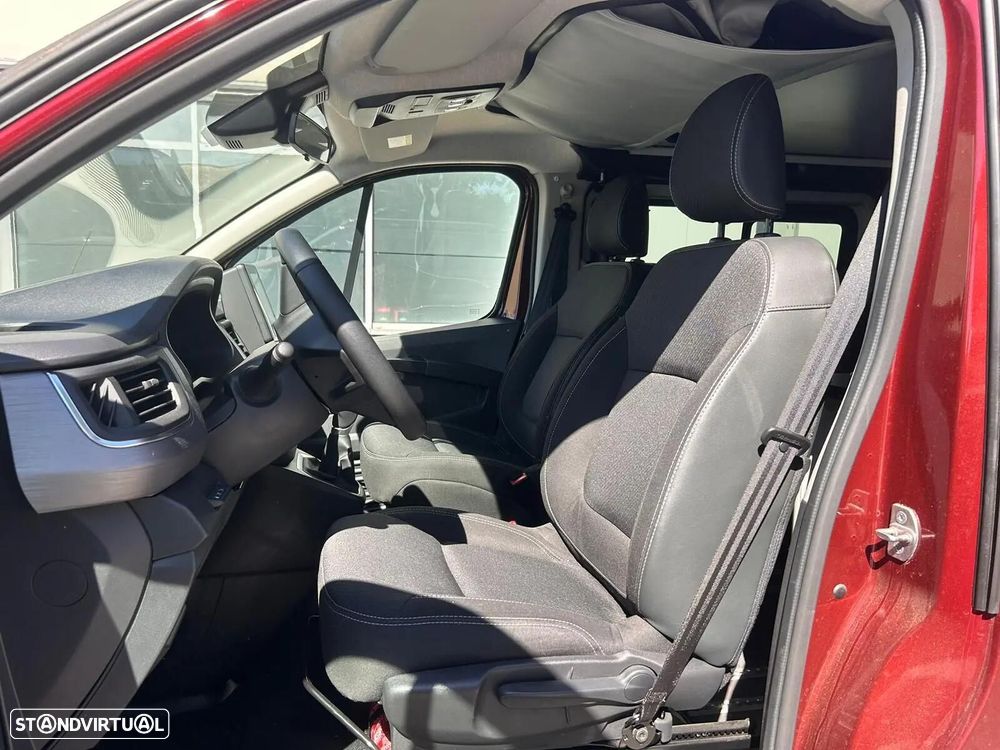 Renault Trafic Grand space Nomad - 7