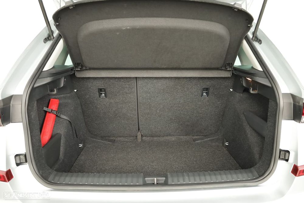 Skoda Kamiq 1.0 TSI Selection DSG - 23