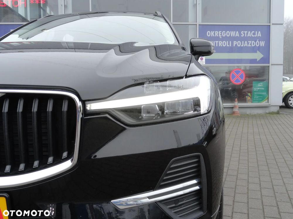 Volvo XC 60 B4 D Geartronic Momentum - 23