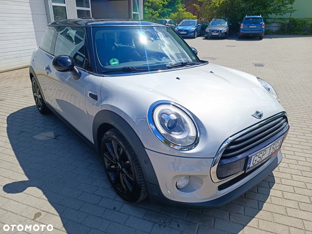 MINI Cooper Standard - 11